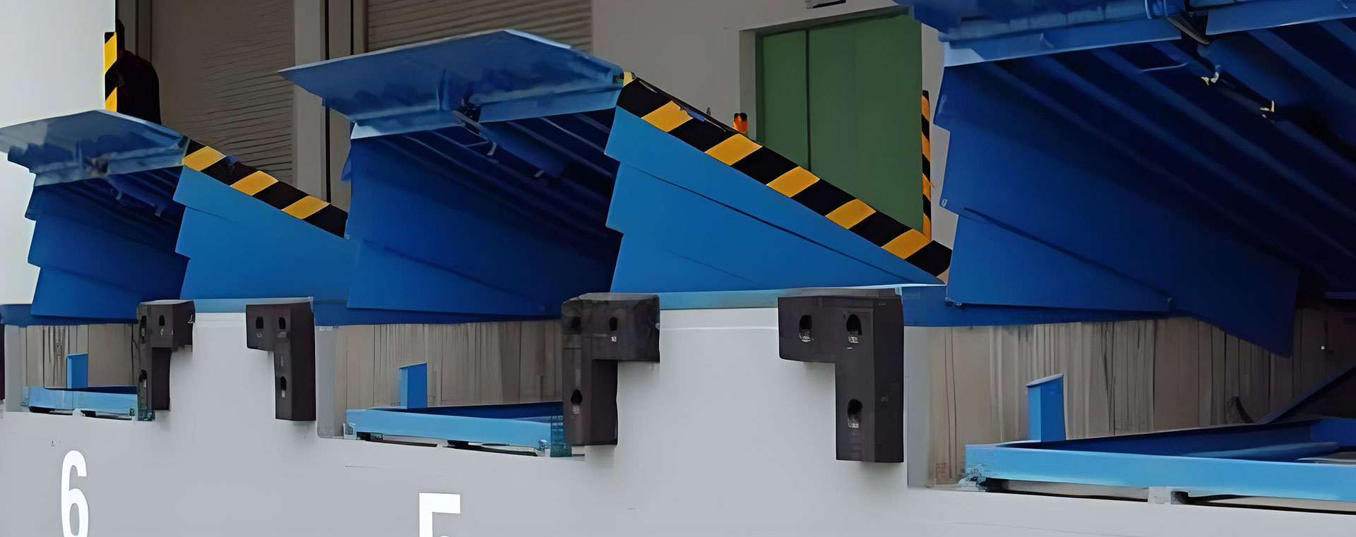 固定式登車橋、移動(dòng)式登車橋